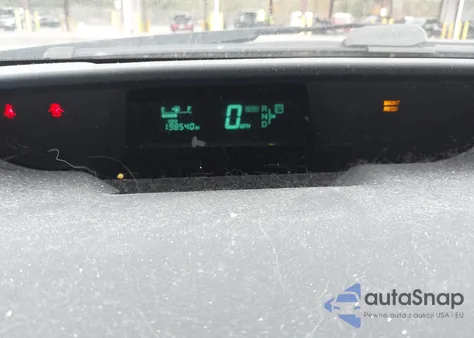 2004 Toyota Prius from USA, damaged, VIN JTDKB20U640023791